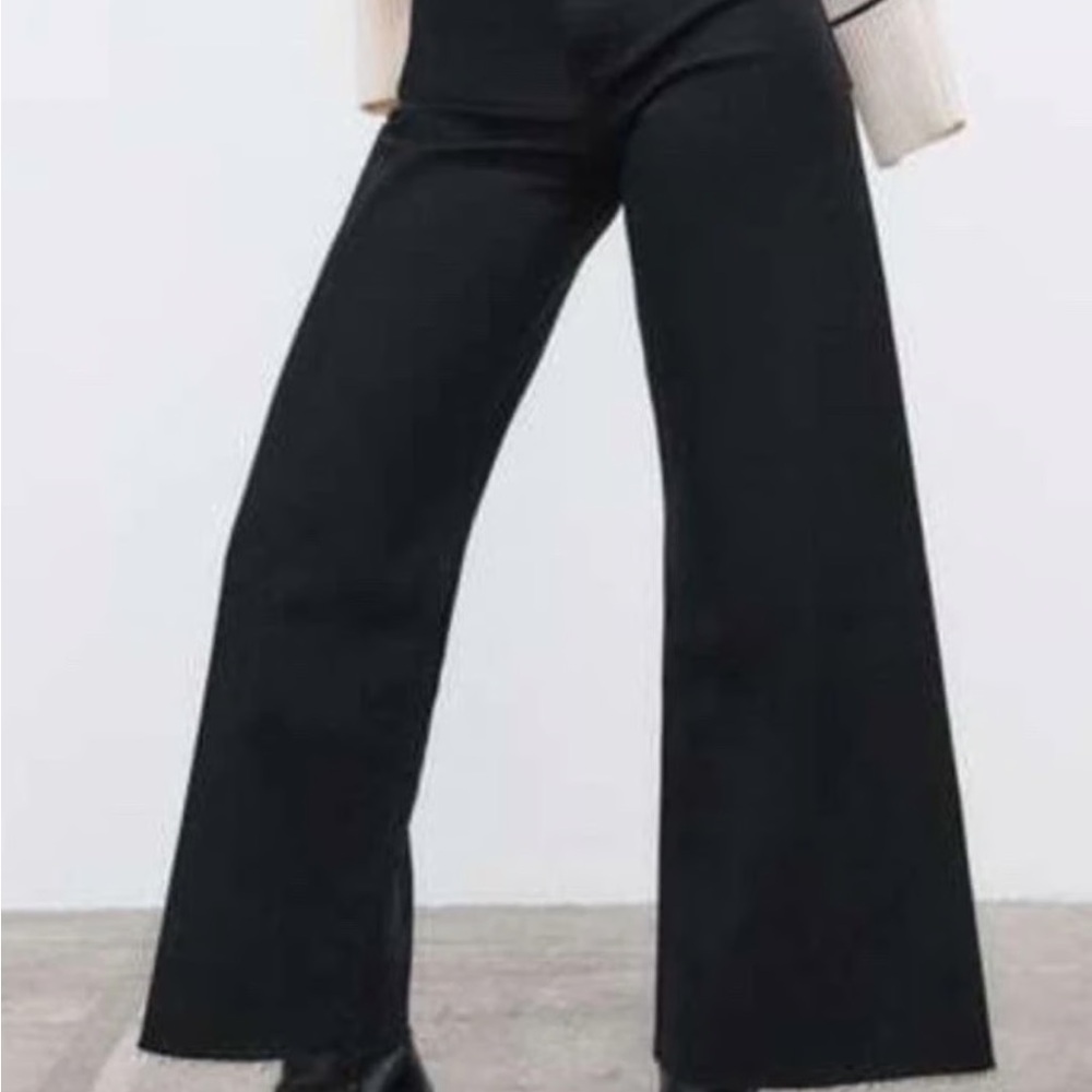 Zara Black Wide-Leg Jeans